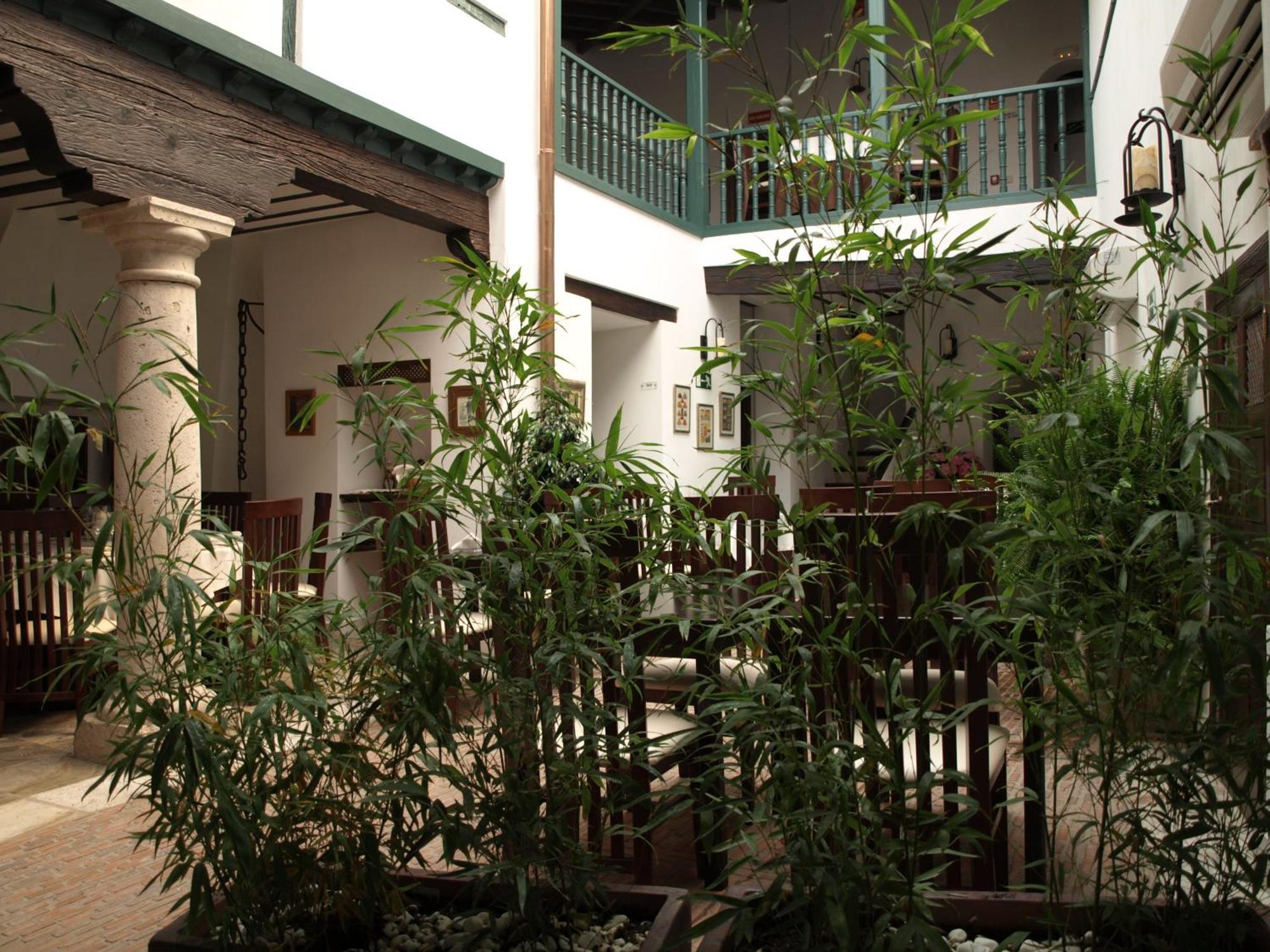 Hotel Spa La Casa Del Convento Chinchon Exterior photo