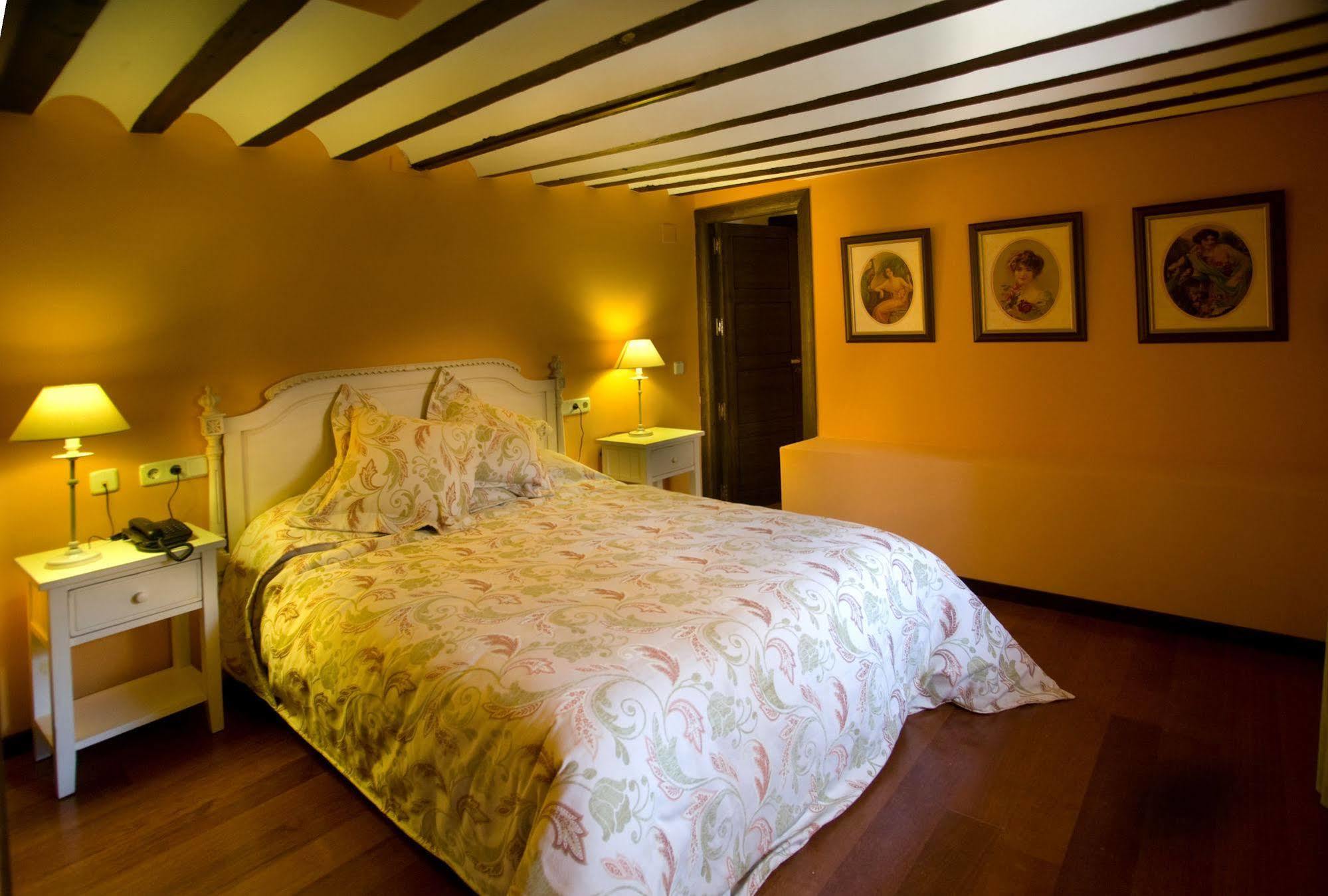 Hotel Spa La Casa Del Convento Chinchon Exterior photo